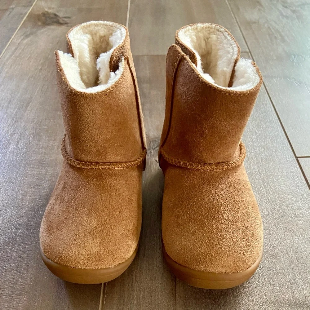 UGG Keelan Il Booties in Chestnut